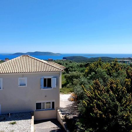 Villa Emma - Kamaria Home With Stunning Sea Views ภายนอก รูปภาพ