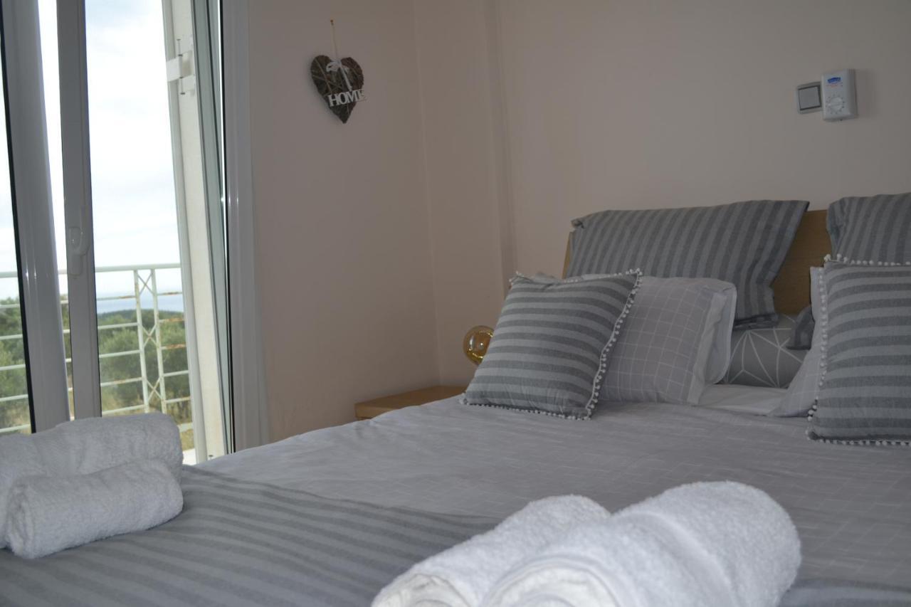 Villa Emma - Kamaria Home With Stunning Sea Views ภายนอก รูปภาพ